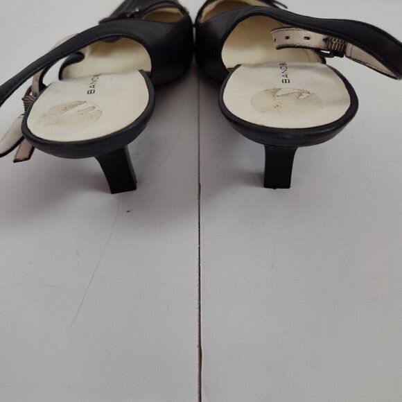 Ladies SZ 6M Bandolino Navy Leather Sling-Back Shoe NWOT - Picture 4 of 4